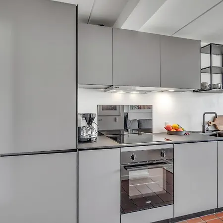 Lejl 207 St Lägenhet